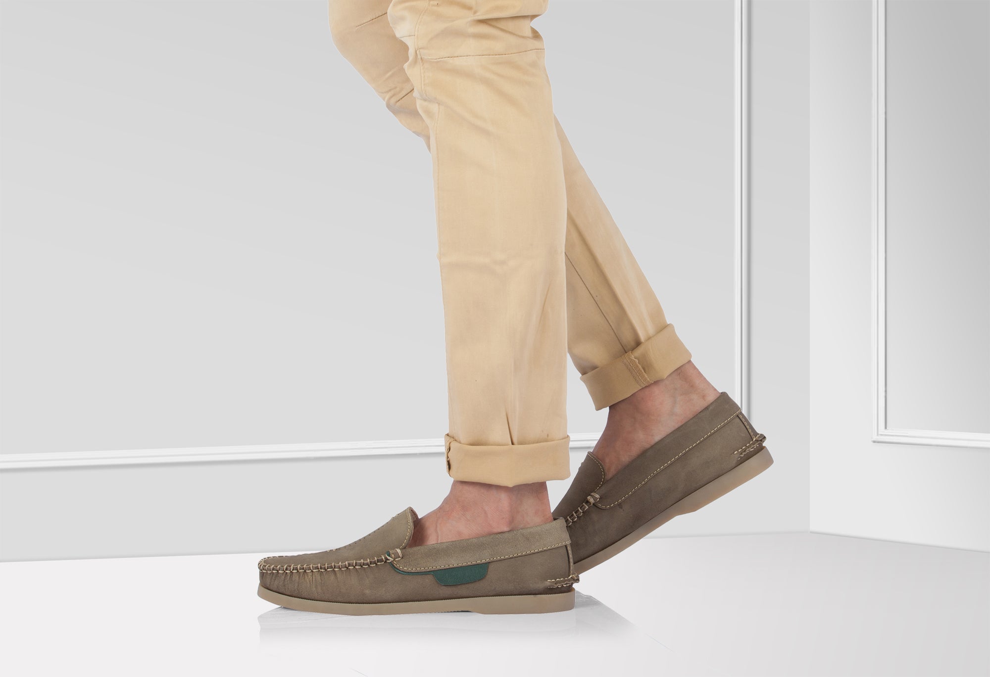 Pure Leather Olive Boat Shoes - USS Midway, BOAT109OLV - Showcase Image 2