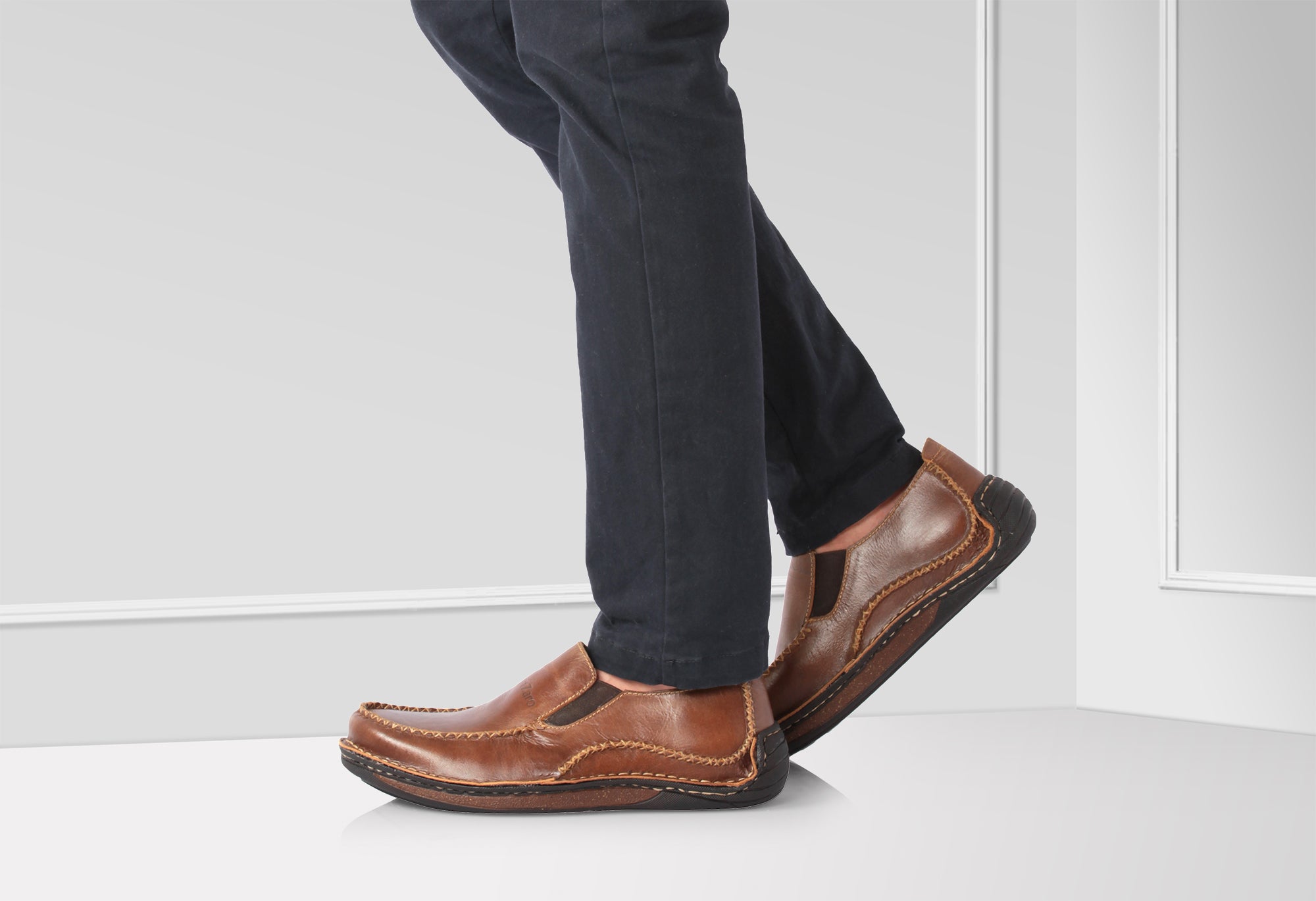 Pure Leather Brown Slip-on Shoes - Beaver, DM5507BRWBT - Showcase Image 1