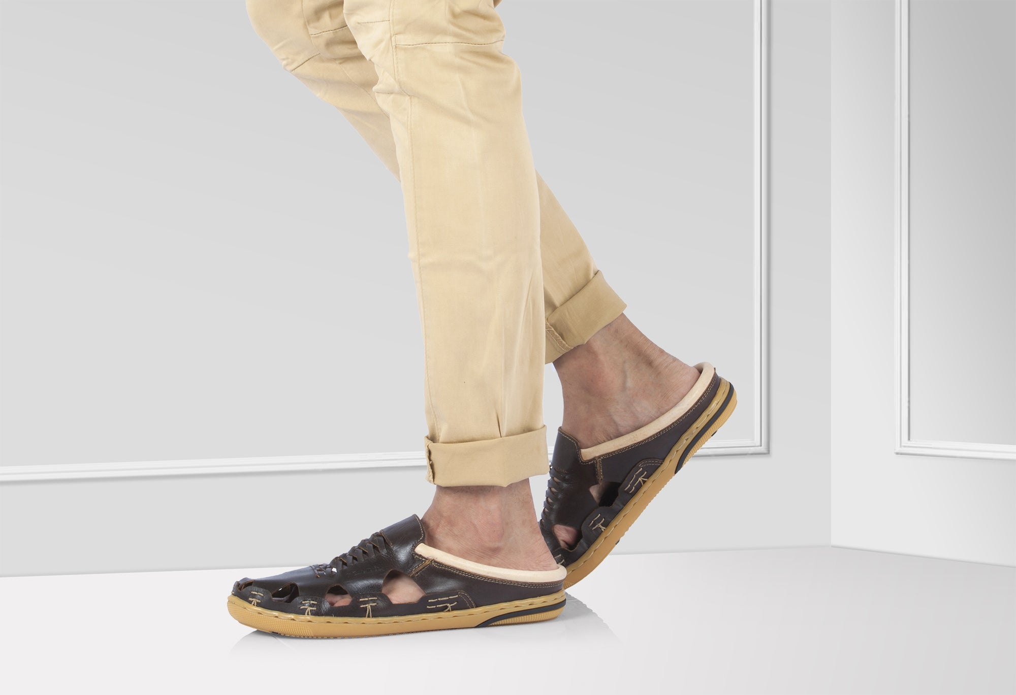 Pure Leather Mule, with Rubber Sole - Hector (OPU), RON4108DRBLK - Showcase Image 1