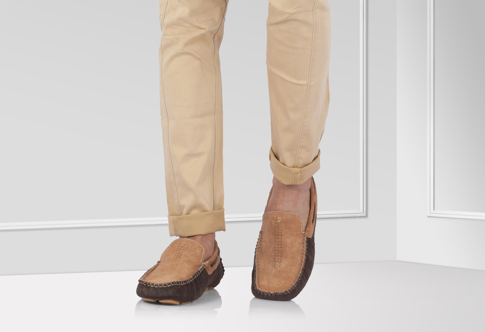 Pure Leather Tan Chocolate Driving Shoes - STN2311TWNSND - Showcase Image 2