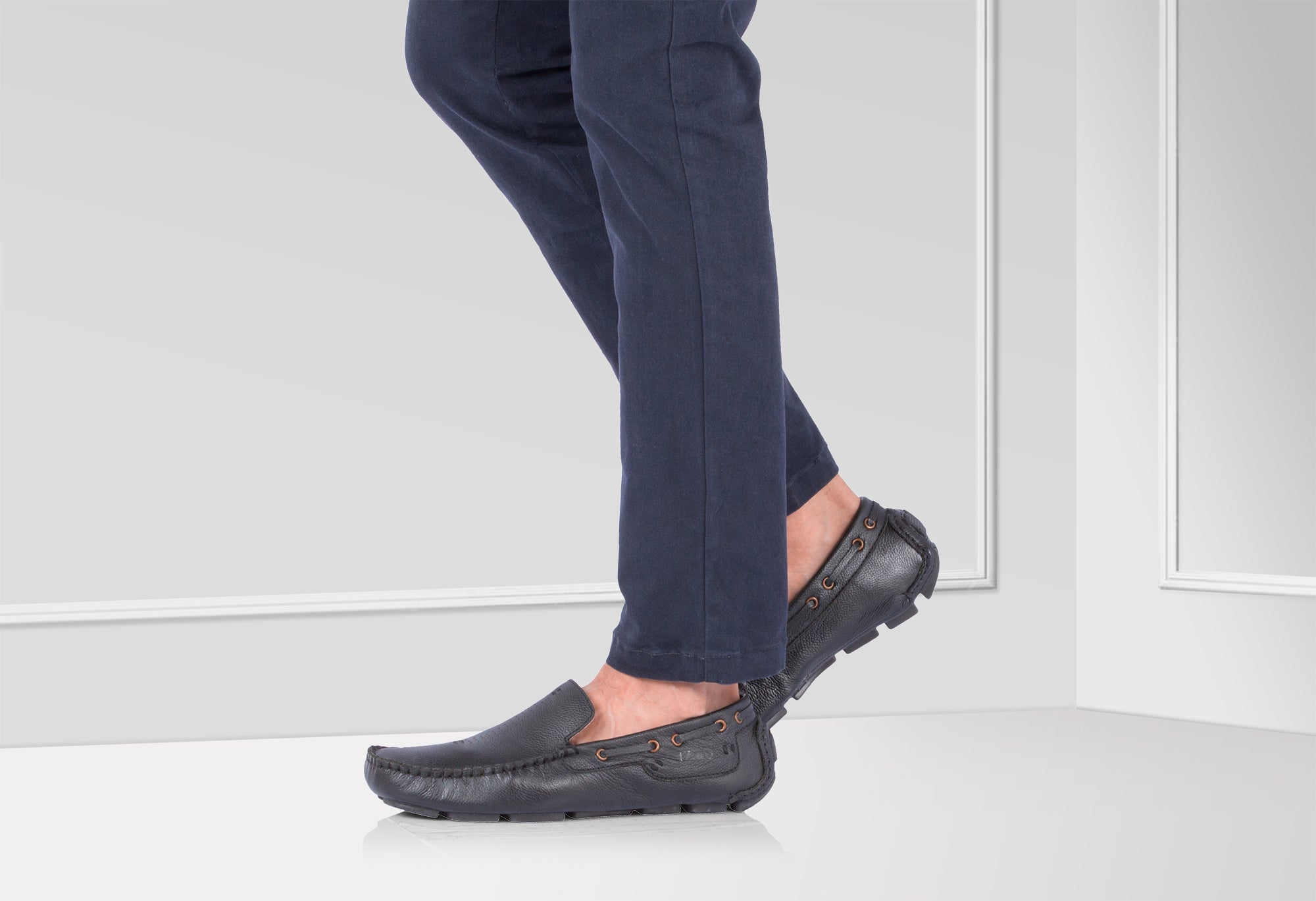 TZARO Black Leather Driving Shoes - STN2334BLKND - Showcase Image 1