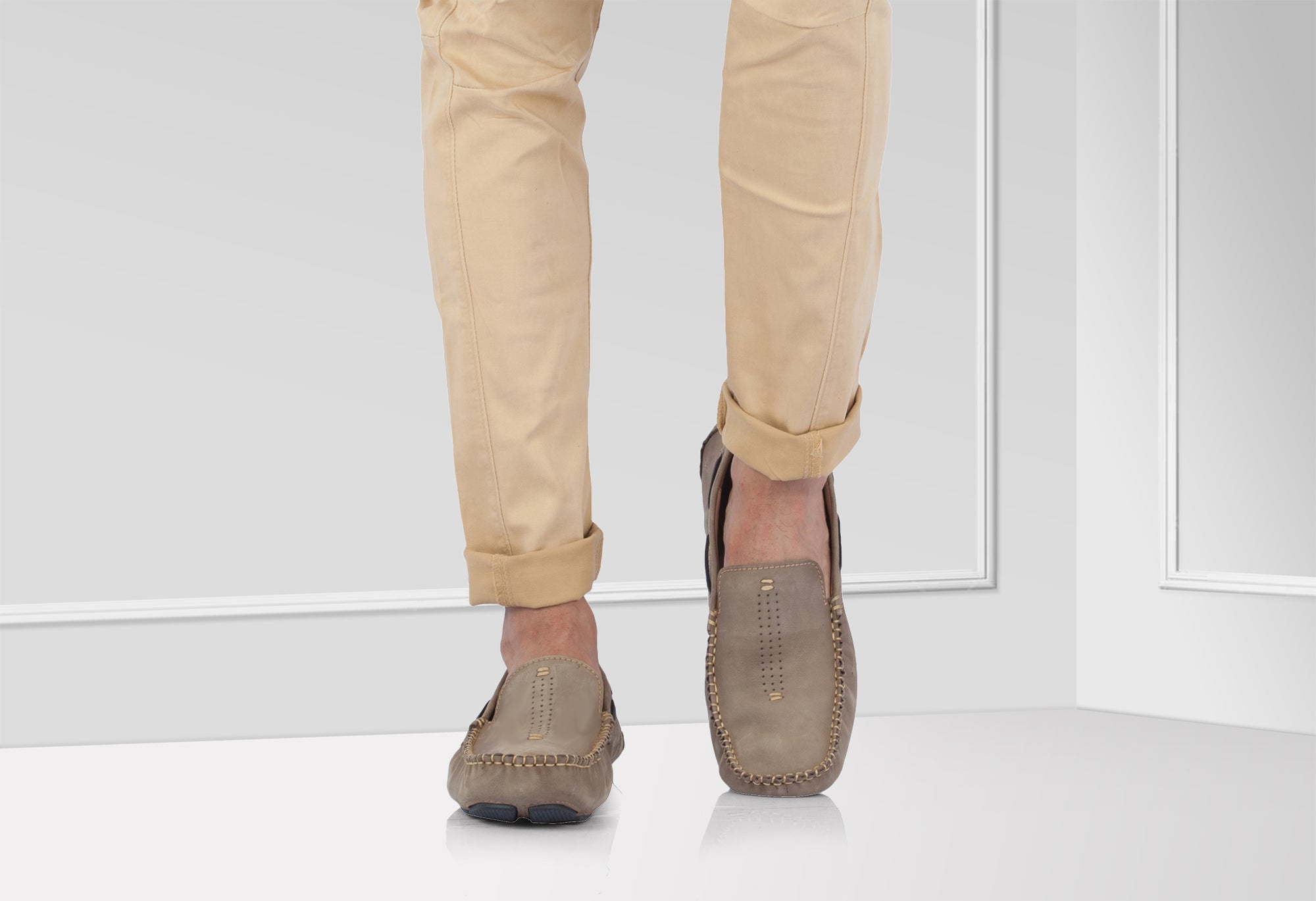 Pure Leather Olive-Green Driving Shoes - STN2347NUOLV - Showcase Image 2