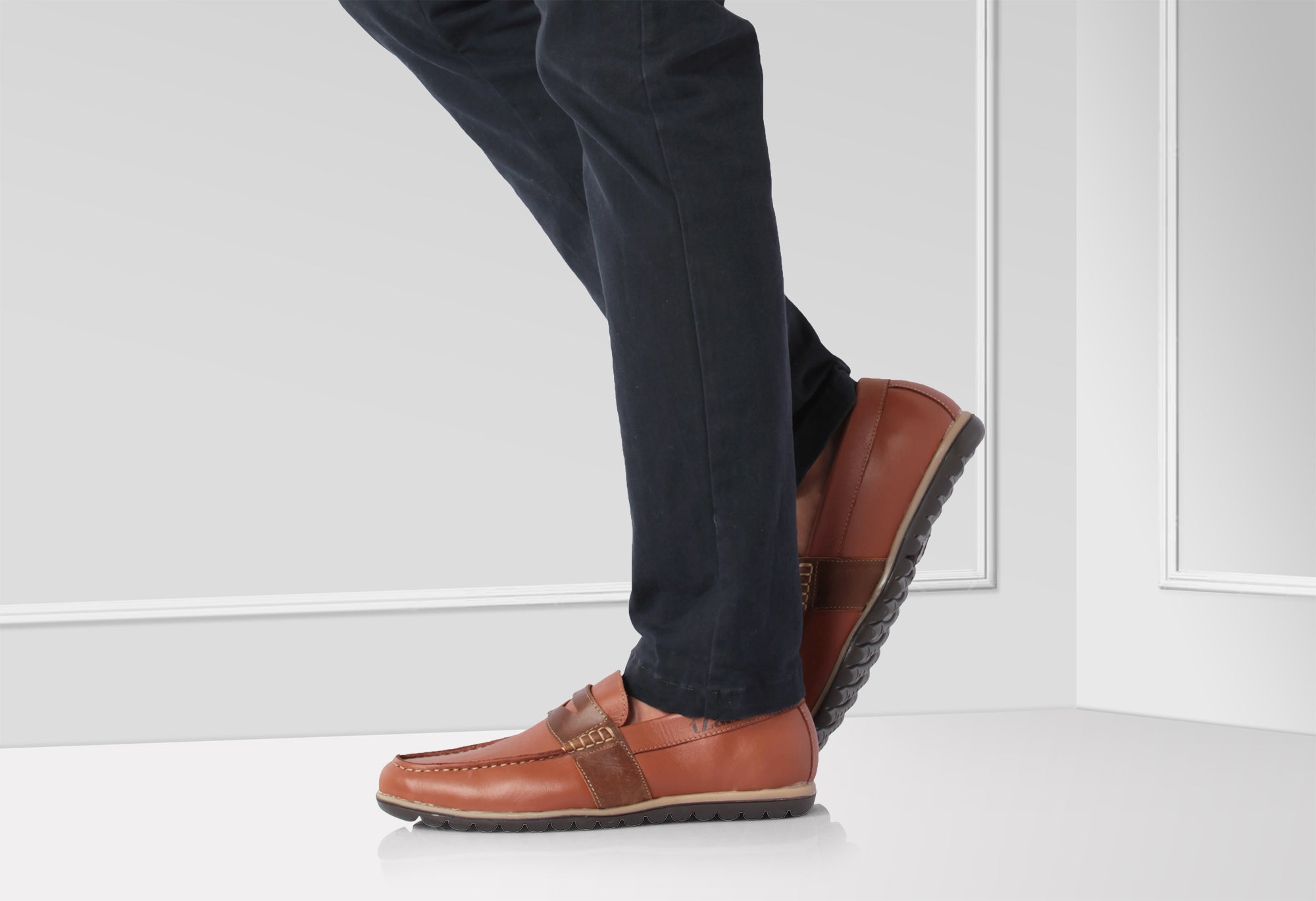 TZARO Leather Tan Brown Color Casual Lifestyle Shoes - Dylan, TP1904SADTN - Showcase Image 1