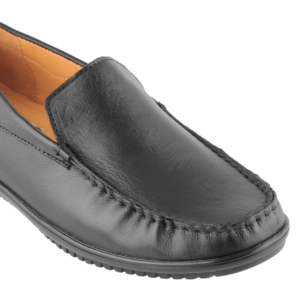 Pure Leather Black Moccasin with Powerful Grip – Zuketu