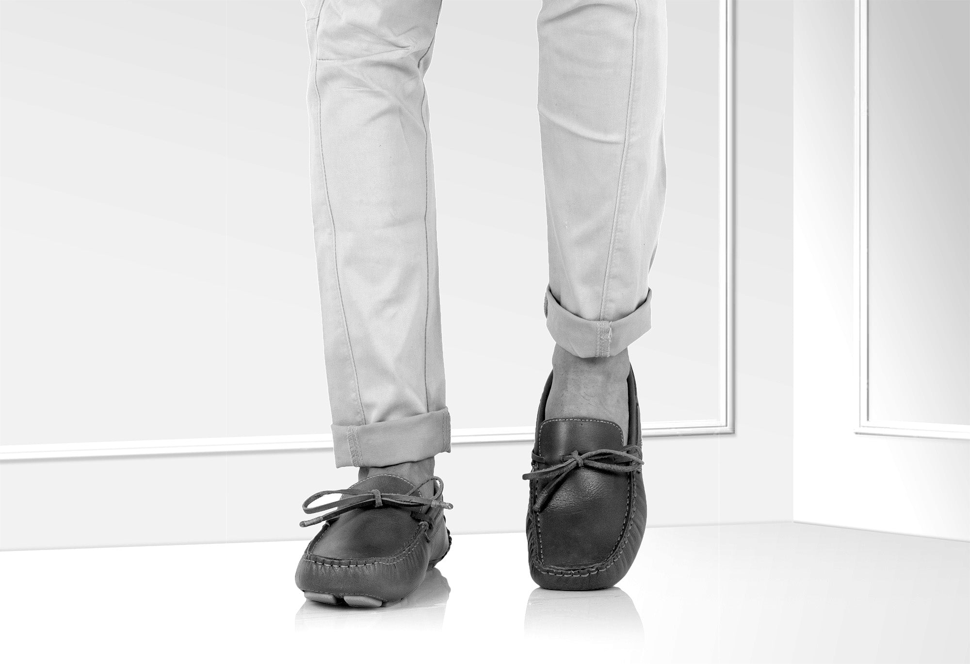 TZARO Genuine Leather Driving Shoes — Tan | Oil Pullup Crunch | Lace Detail | True Moccasin | STN2309 - Showcase Image 2